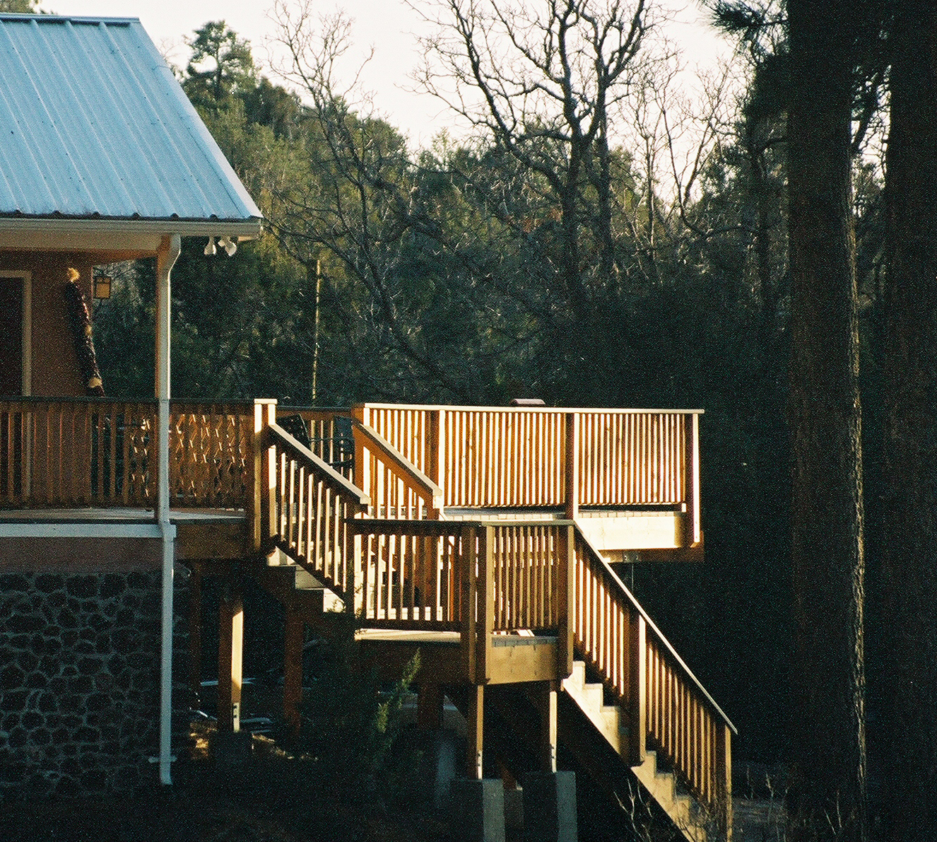 Gleaming-Wood-Deck